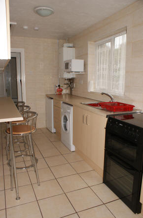 University Student Accommodation 3 bed house in Lancaster kitchen