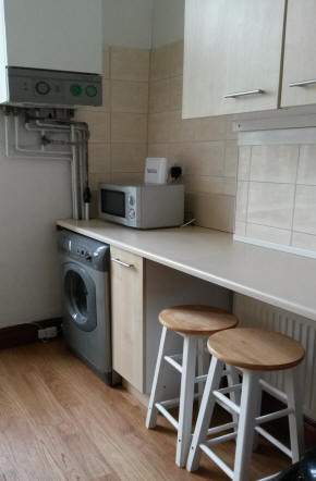 University Student Accommodation 2 bed flat in Lancaster kitchenb